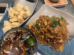 -潮界(LU·ONE凯德晶萃广场店)