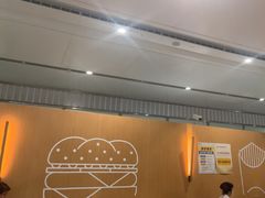 -麦当劳(北京大兴机场二层国内到达(安检外)店)