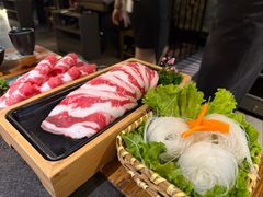 -湊湊火锅·茶憩(颐堤港店)
