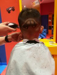 -Mini Me儿童美发王国(友好时尚购物城店)