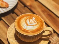 拿铁-北羽爱面包·咖啡·甜点·下午茶(艺博店)