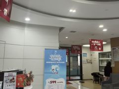 -雅悦齿科(顾村公园店)