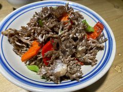 爆炒风爪菇-炊烟·山房菜