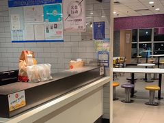 -麦当劳(莘松路芭比伦DT店)