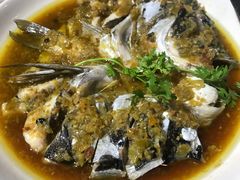 剁椒鱼头-老妈私房鱼头(欧洲城店)