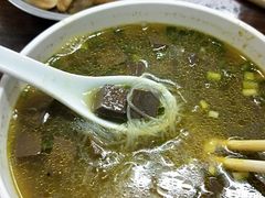 -黄阿姨锅贴大王(万航渡路店)