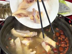 -花苑美食横琴生蚝火锅(拱北粤华路店)