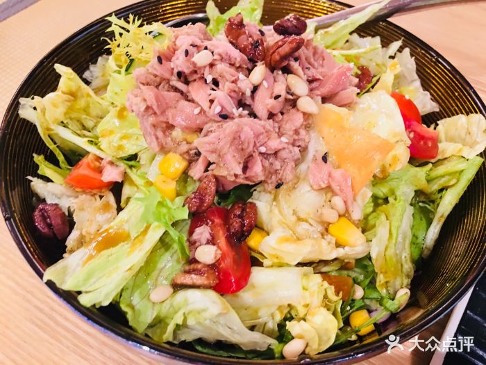 兰庭·炉端烧·酒(lcm置汇旭辉店)金枪鱼沙拉图片