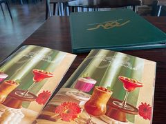 -Chom Cafe and Restaurant