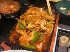 -臻牛烤肉