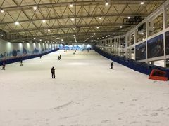 -乔波室内滑雪场