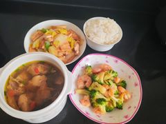 -悦芽照护月嫂+育儿嫂(杭州店)