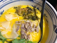 酸汤雪花肥牛面-和府捞面(景枫中心店)