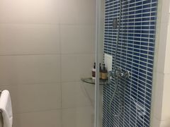 -西安大雁塔科技大学地铁站亚朵酒店