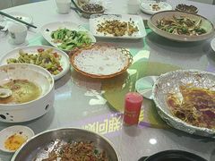 -鲤鱼塘农家山庄