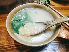 -朱大嘴肥肠血旺(福字街店)