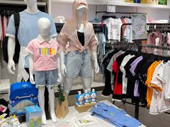 -唯品会(北京国瑞城店)