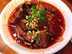 -炉小二铜锅牛蛙•川湘菜(三里屯店)
