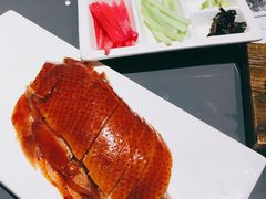 酥不腻烤鸭-小大董·烤鸭(观景餐厅·南京西路店)
