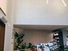 -HUG·拥抱咖啡(郑州宝龙广场店)