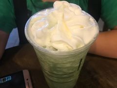 -星巴克臻选(深圳龙华红山天虹店)