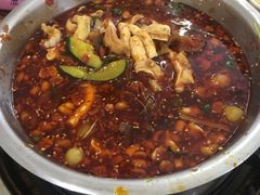 -周良天山牛杂城(天山路总店)