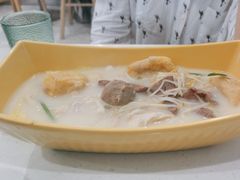 -谭仔米线(皇庭广场店)