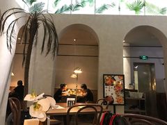 -来龙里 精致 东南亚餐室(万象城店)