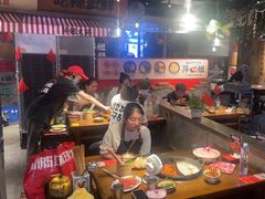 -萍姐火锅·公路夜市(武汉首店)