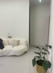 -苗方清颜专业祛痘·皮肤管理