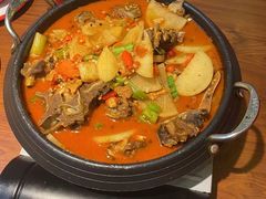 -老闵田螺馆·南昌市井菜·特色小吃(总店)