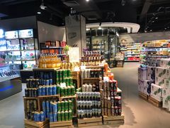 -中百仓储超市有限公司(越秀星汇维港店)