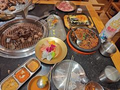 -韩烧牛中牛·甄选黑牛烤肉(黑金店)