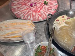 -朱光玉火锅馆(龙阳广场店)