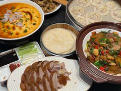 -梅利汴京烤鸭•开封豫菜地标店(东大街店)