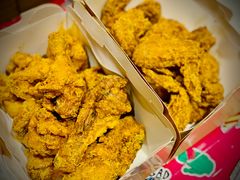 -BHC炸鸡(明洞总店)