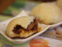 酥皮焗叉烧包-添好运点心专门店(深水埗店)