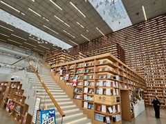 -朵云书院(滴水湖店)