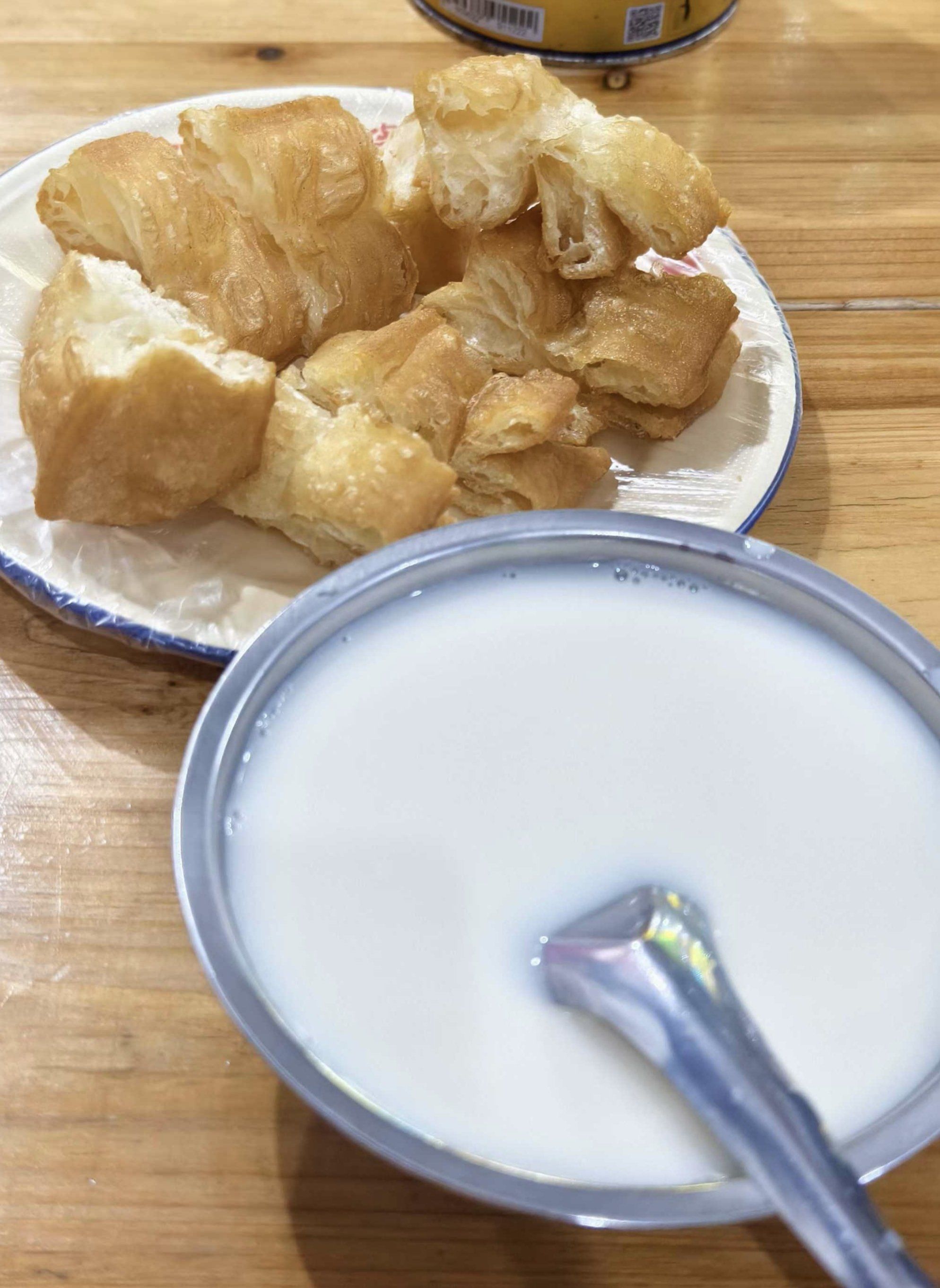 柳州夜宵:豆浆油条