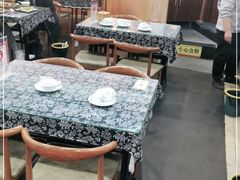 大堂-八两八金·莱芜特色炒鸡(市南漳浦路店)