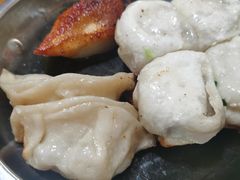 -黄阿姨锅贴大王(万航渡路店)