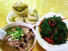 -穆豪麦蒸碗羊羔肉