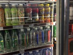 -全家便利店(莲花池东路店)