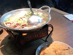 -肖四女乐山跷脚牛肉(世博源店)