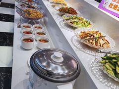 自助取餐区-梦航彩虹之约自助餐厅(华府天地店)