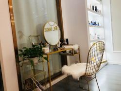 -F.N冻龄皮肤管理中心