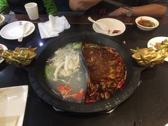 -重庆德庄火锅(体育中心店)