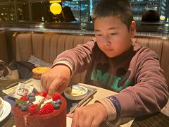 -福楼毕斯罗F Bistronome(国贸商城约会地标景观店)