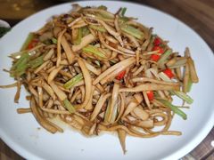 -合合春饼·酱骨·东北菜(潘家园店)