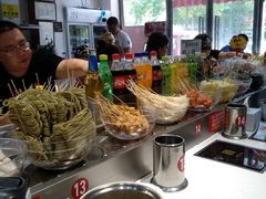 -百品聚旋转火锅(万德庄店)